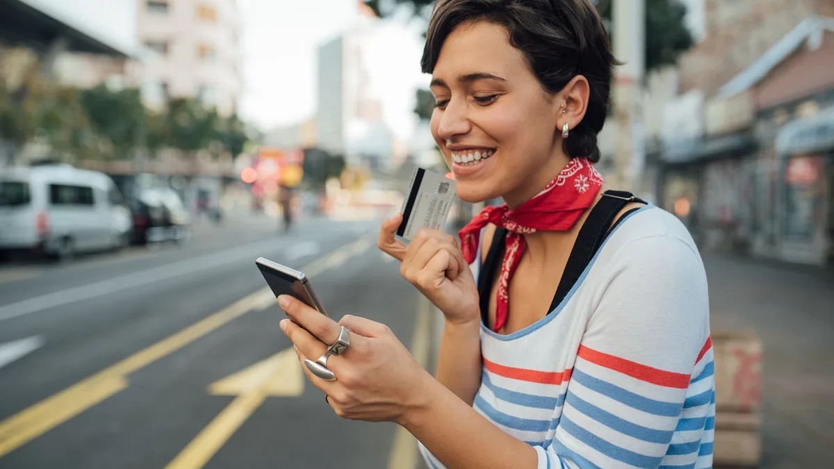 How to evaluate credit card welcome bonuses in august 2026