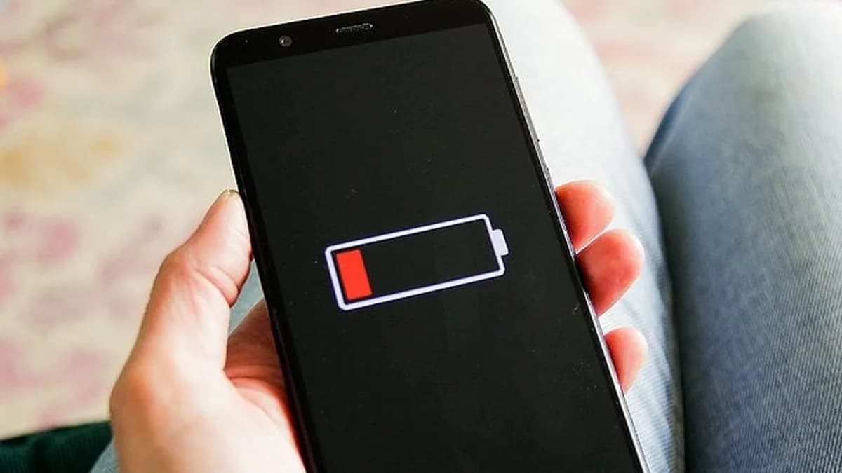 Why Smartphones Seem to Have a Short Lifespan